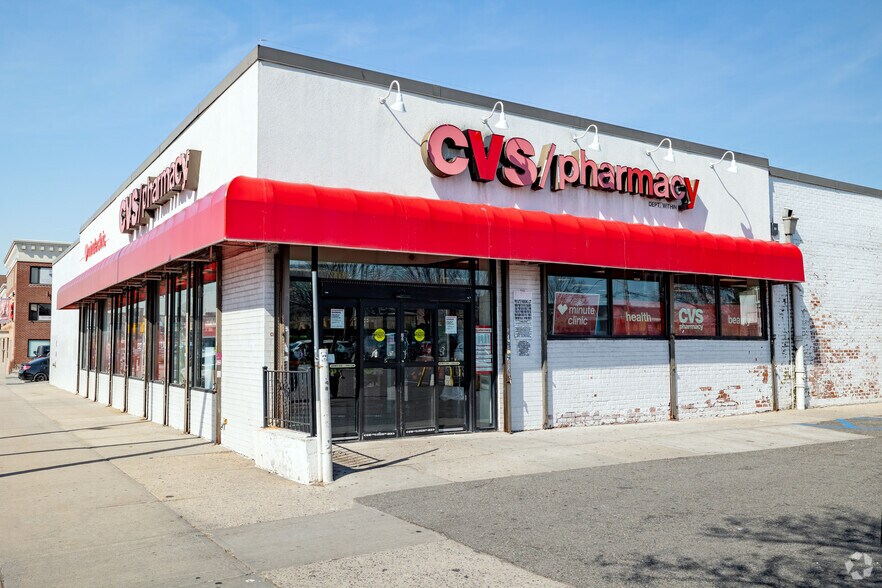 7209 Northern Blvd, Jackson Heights, NY 11372 CVS