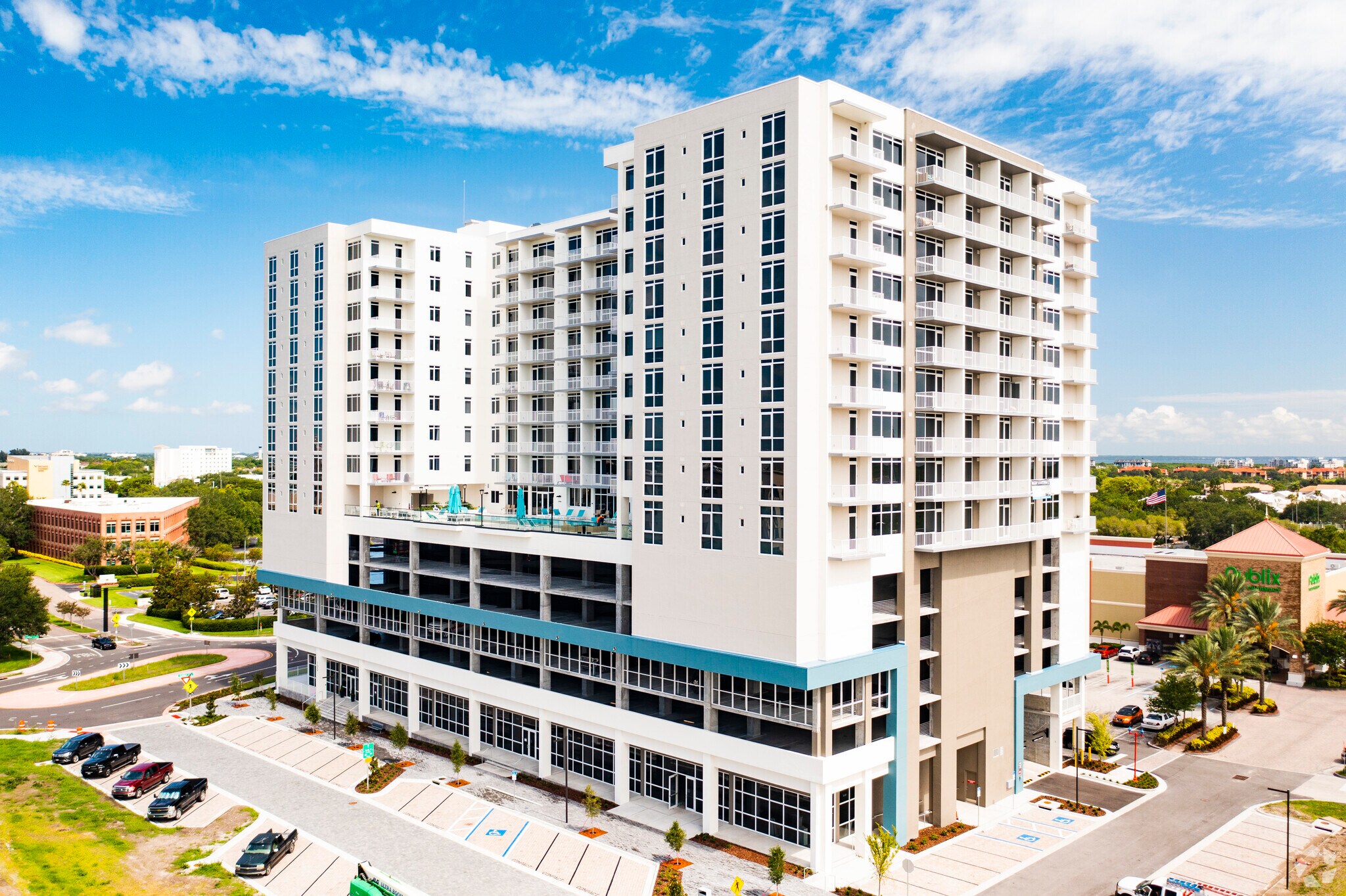 100 Main St N, Saint Petersburg, FL for sale Building Photo- Image 1 of 1