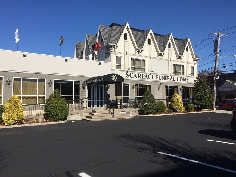 6389 Amboy Rd, Staten Island, NY for sale - Primary Photo - Image 1 of 1