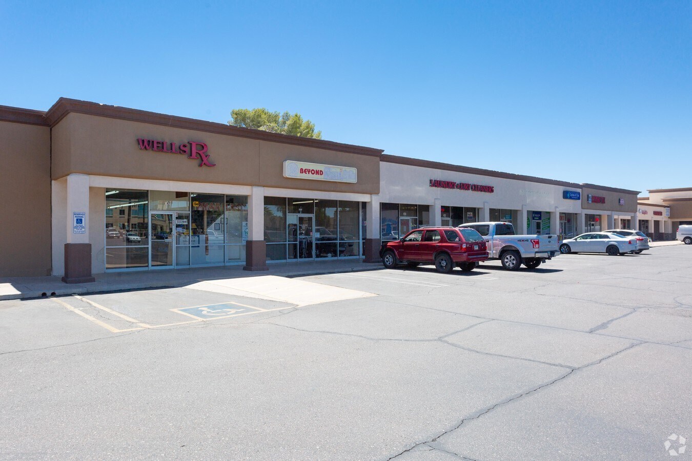 239 N Litchfield Rd, Goodyear, AZ 85338