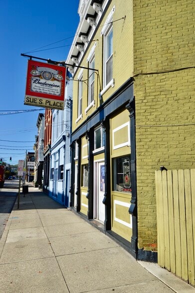 254 W Pike St, Covington, KY for lease - Building Photo - Image 3 of 14