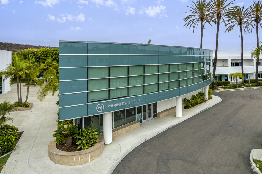 4000 Mystra Dr, Oceanside, CA for lease - Building Photo - Image 1 of 5