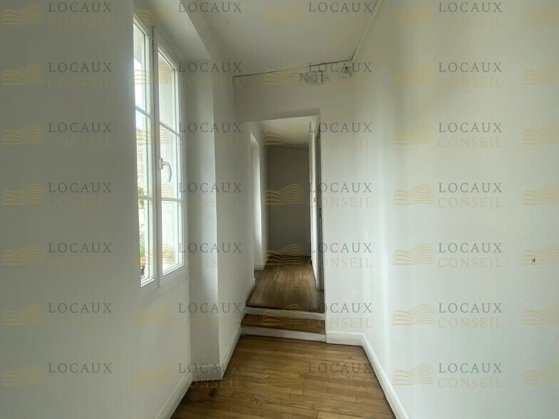 Flex in Argenteuil for lease - Interior Photo - Image 3 of 24