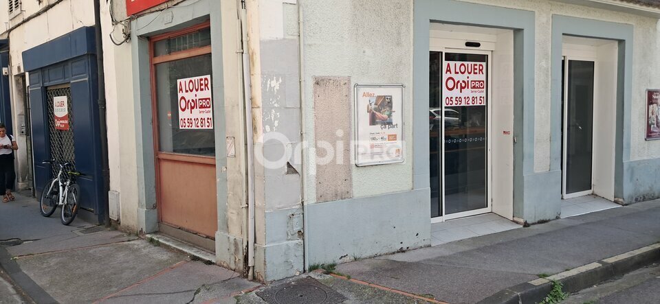 Retail in Pau for sale - Building Photo - Image 3 of 5
