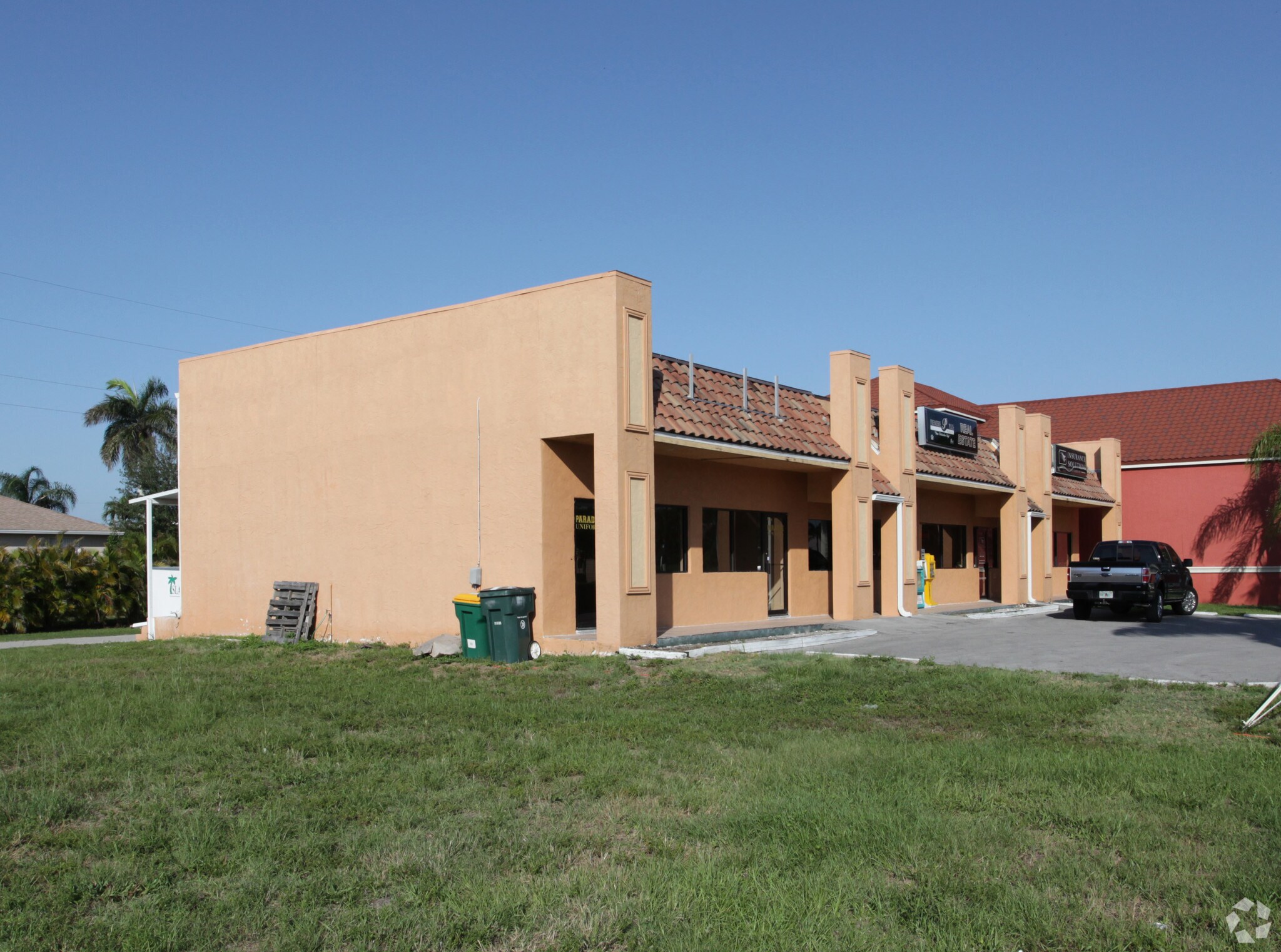 1721 San Marco Rd, Marco Island, FL for sale Primary Photo- Image 1 of 1