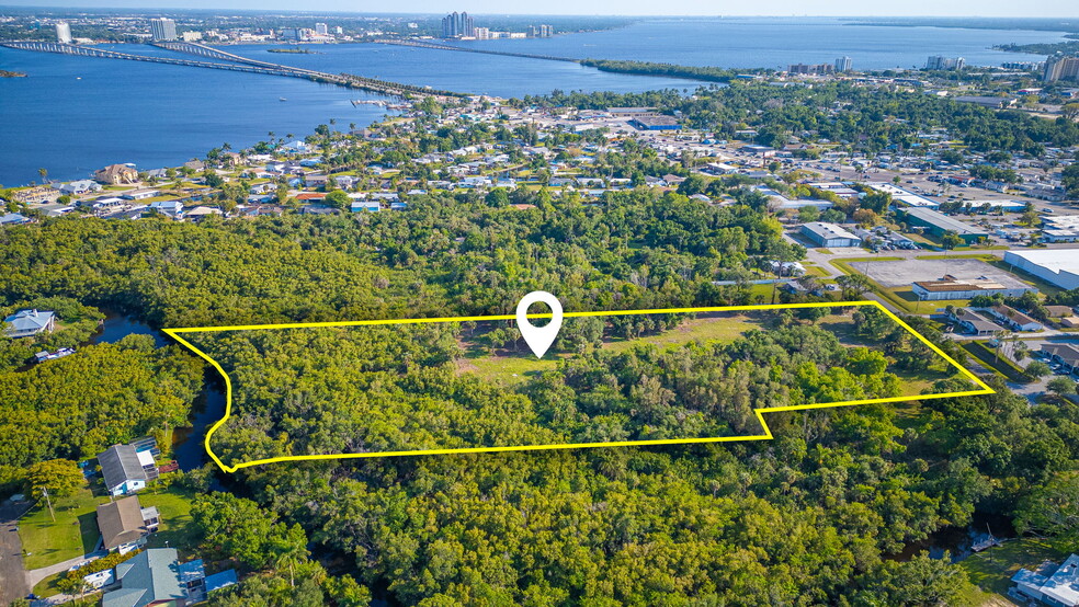 1350 Lavin ln, North Fort Myers, FL for sale - Aerial - Image 2 of 5