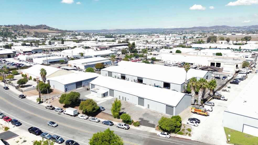 420 Vernon Way, El Cajon, CA for lease - Building Photo - Image 3 of 3