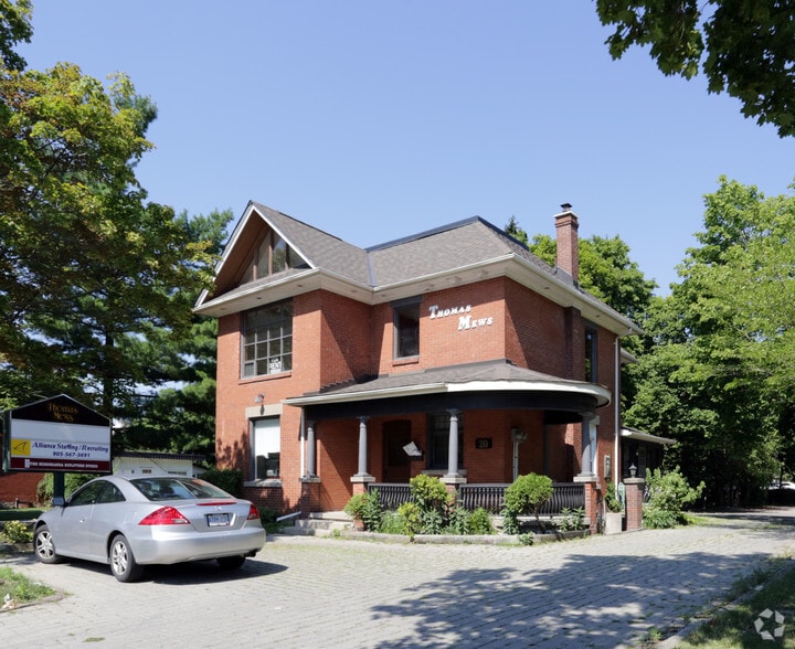 20 Thomas St, Mississauga, ON for sale - Primary Photo - Image 1 of 1