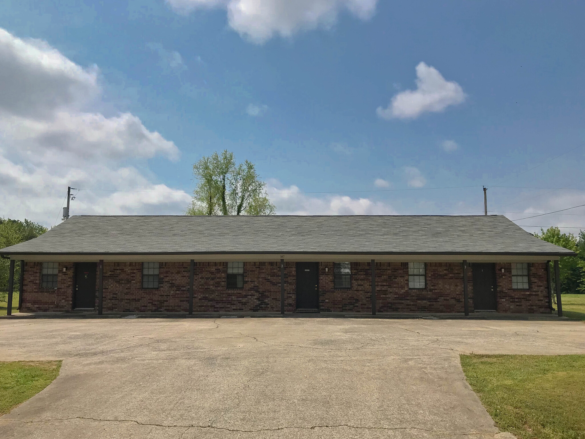 143-151 Green Valley Dr, Greenbrier, AR for sale Primary Photo- Image 1 of 1