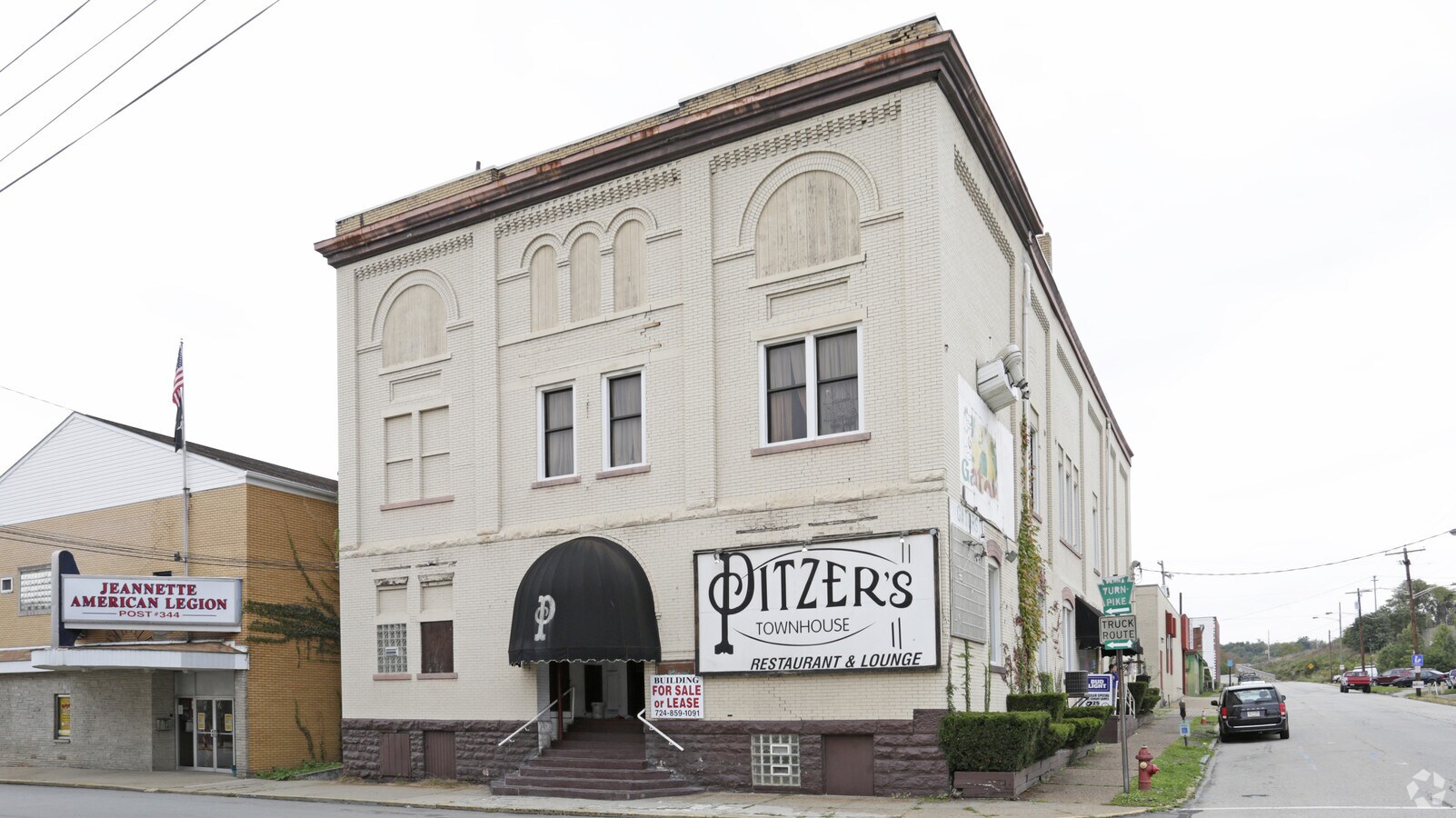 101 S 5th St, PA 15644