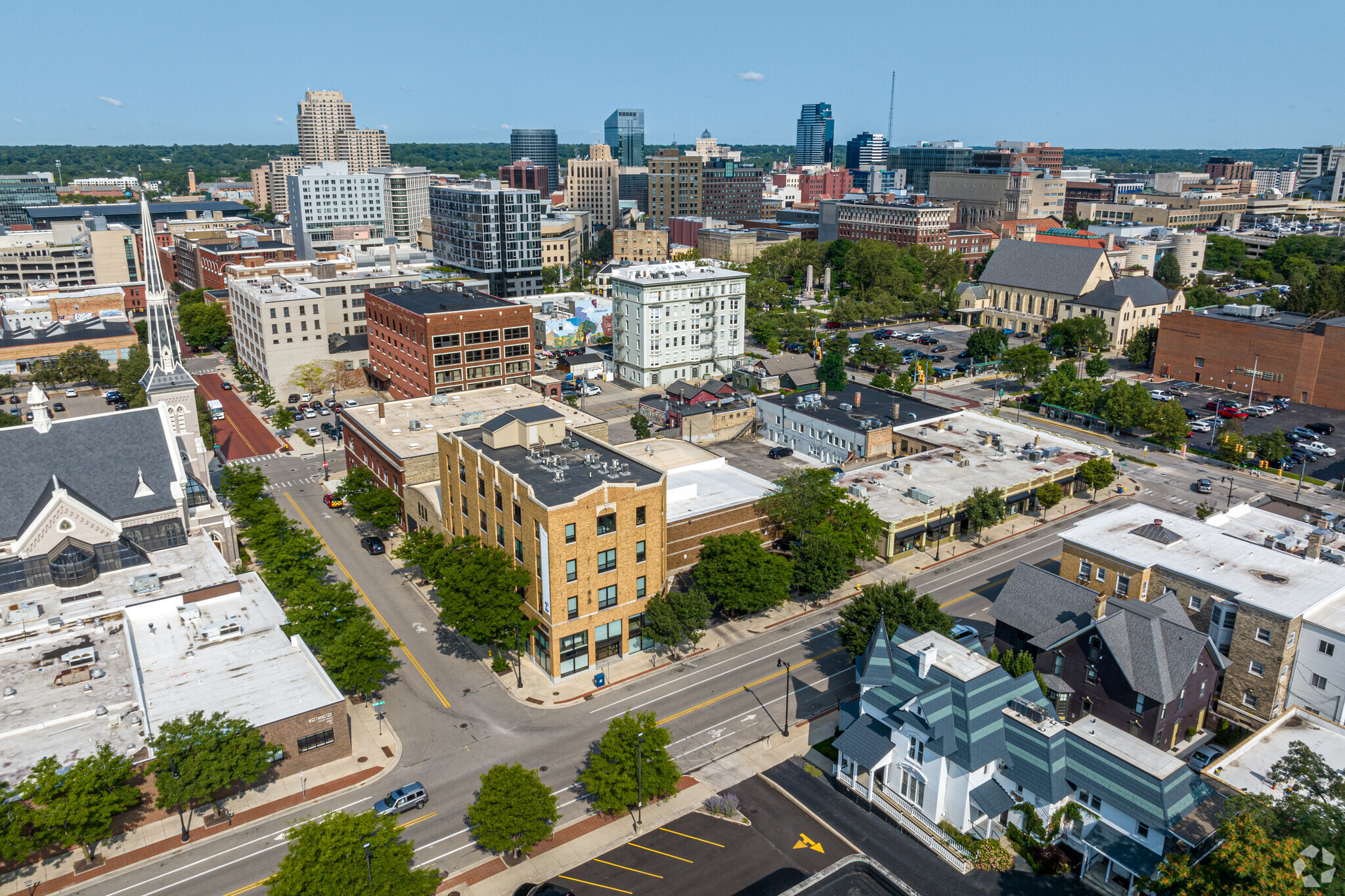 25 Jefferson Ave SE, Grand Rapids, MI 49503 - Firestone Lofts | LoopNet