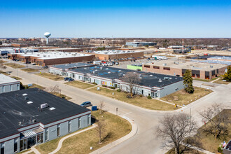 3000-3014 Commercial Ave, Northbrook, IL - aerial  map view