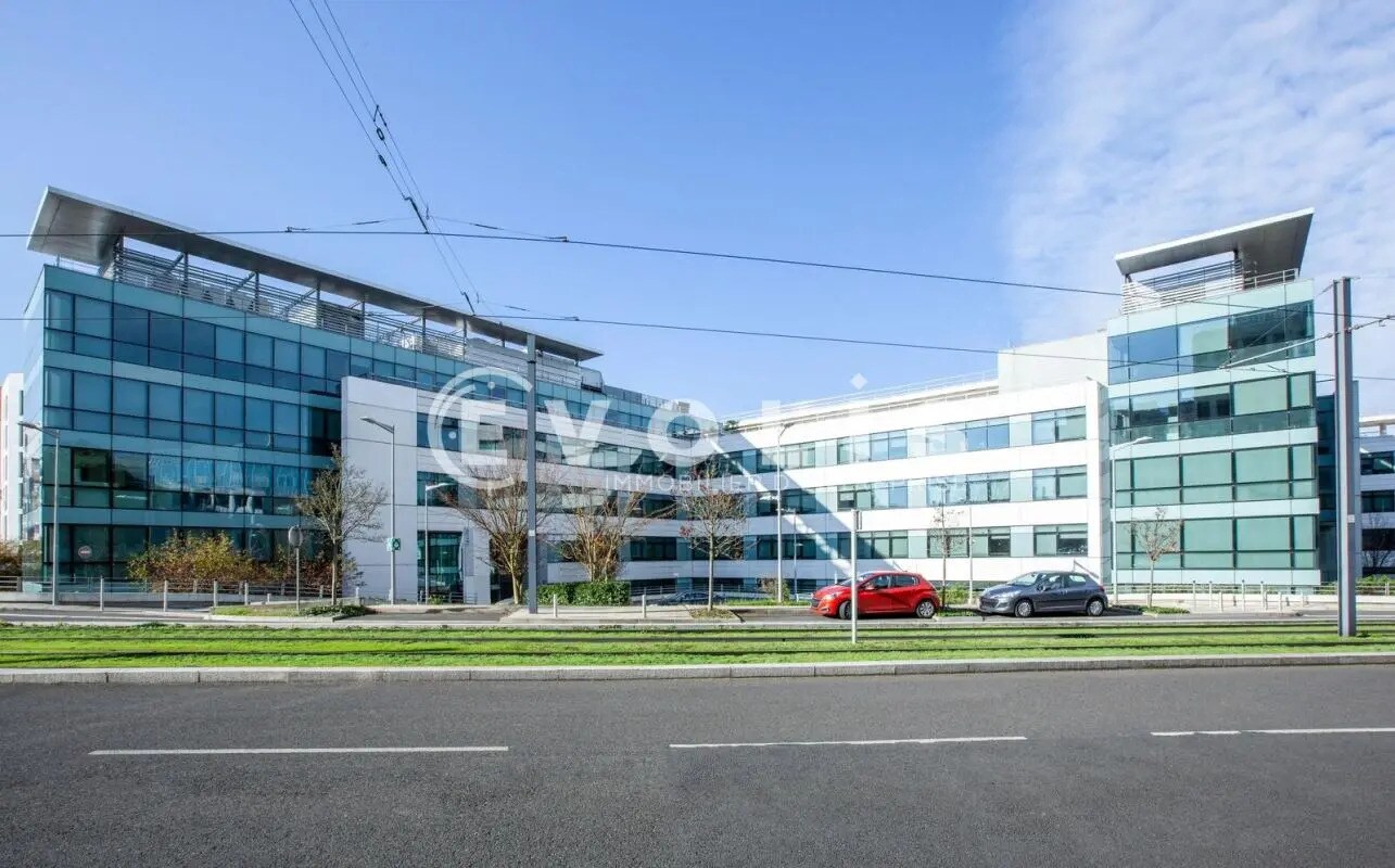 3 Rue Saarinen, Rungis for lease Building Photo- Image 1 of 3