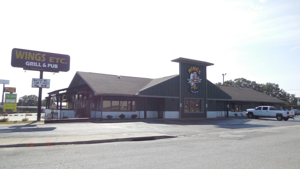 1541 W Floyd Baker Blvd, Gaffney, SC 29341