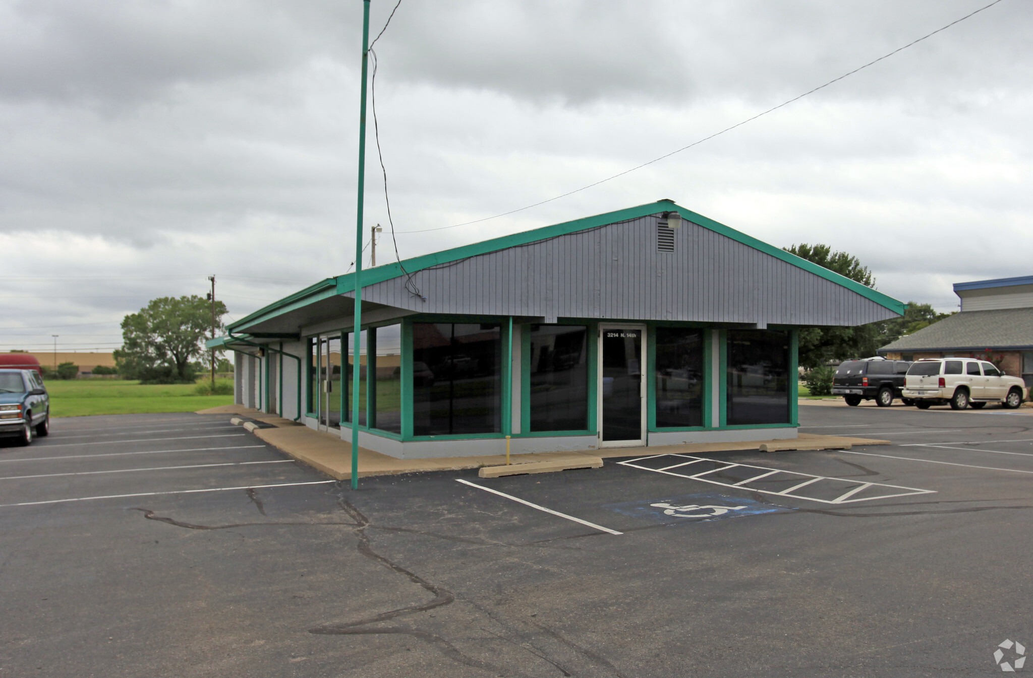 3214 N 14th St, Ponca City, OK for sale Building Photo- Image 1 of 1