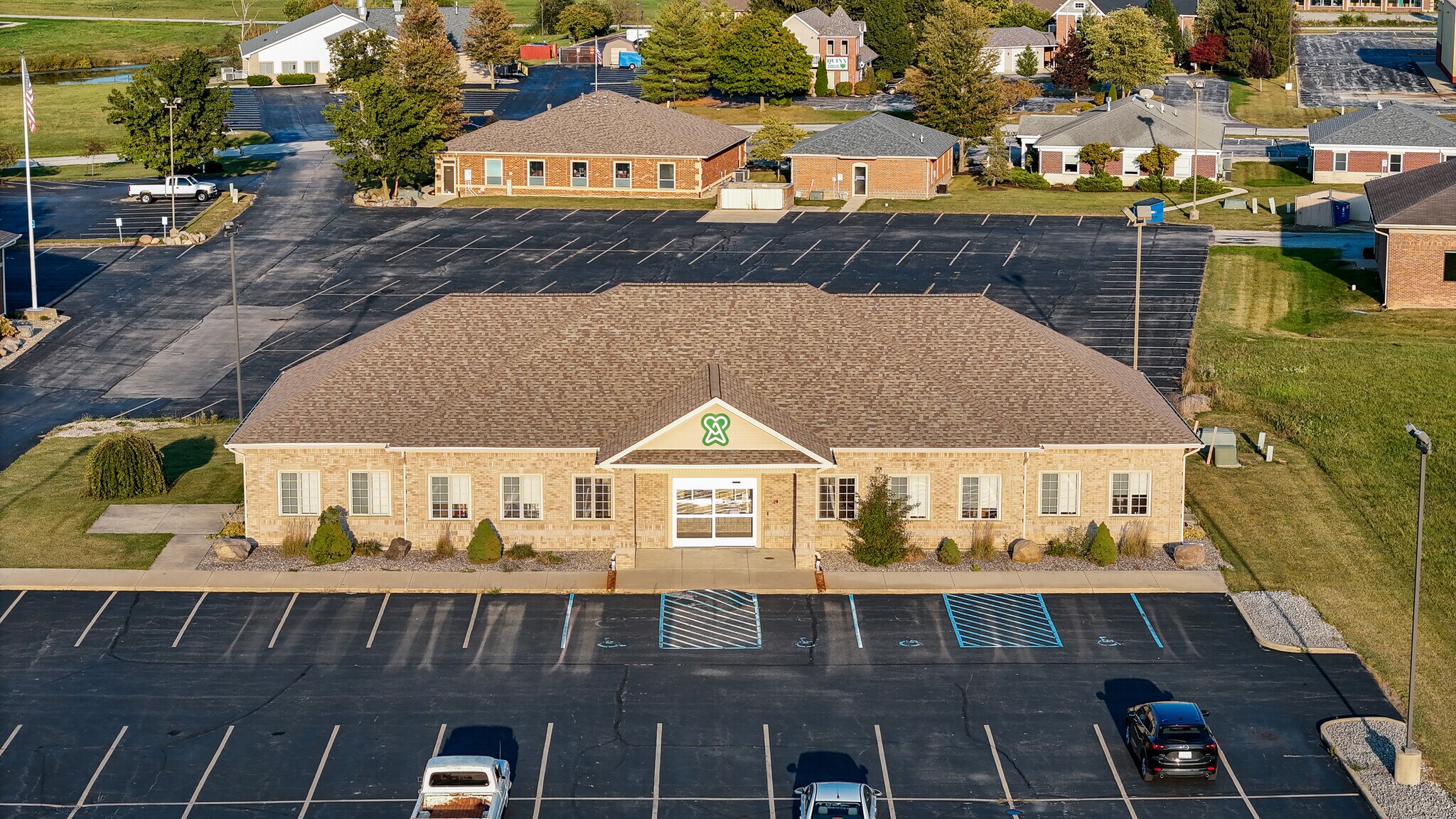 2809 Commercial Rd, Huntington, IN for sale Primary Photo- Image 1 of 16
