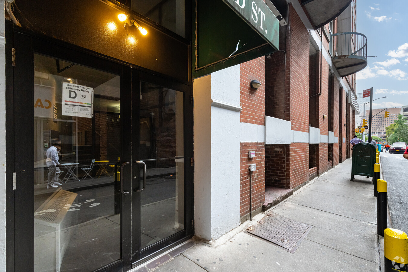 88 Fulton St, New York, NY 10038 - Retail for Lease | LoopNet