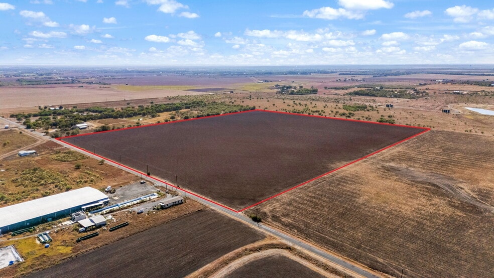 TBD County Road 583, La Coste, TX for sale - Aerial - Image 1 of 7