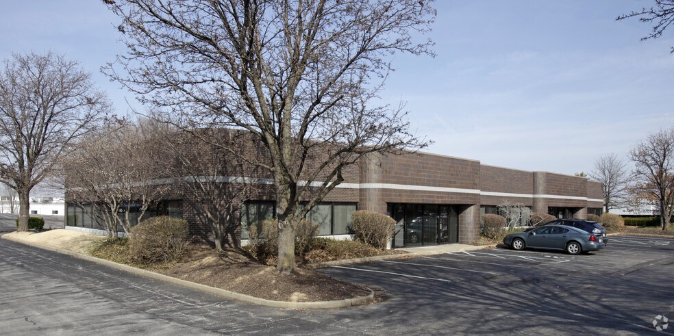 17-23 Point West Blvd, Saint Charles, MO for sale - Primary Photo - Image 1 of 1