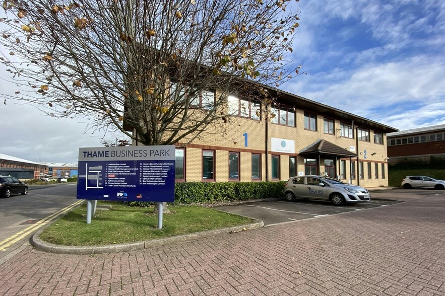 2 Wenman Rd, Thame for lease - Building Photo - Image 3 of 5