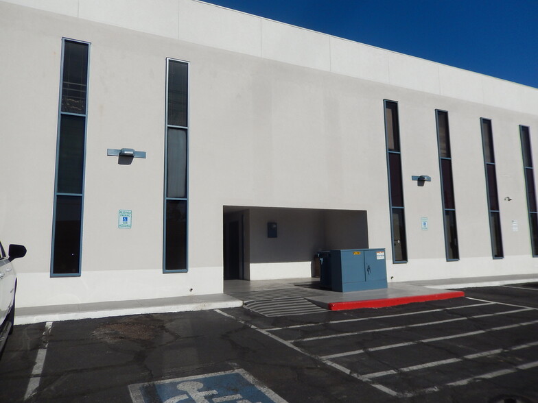 1345 E Main St, Mesa, AZ for lease - Building Photo - Image 1 of 8