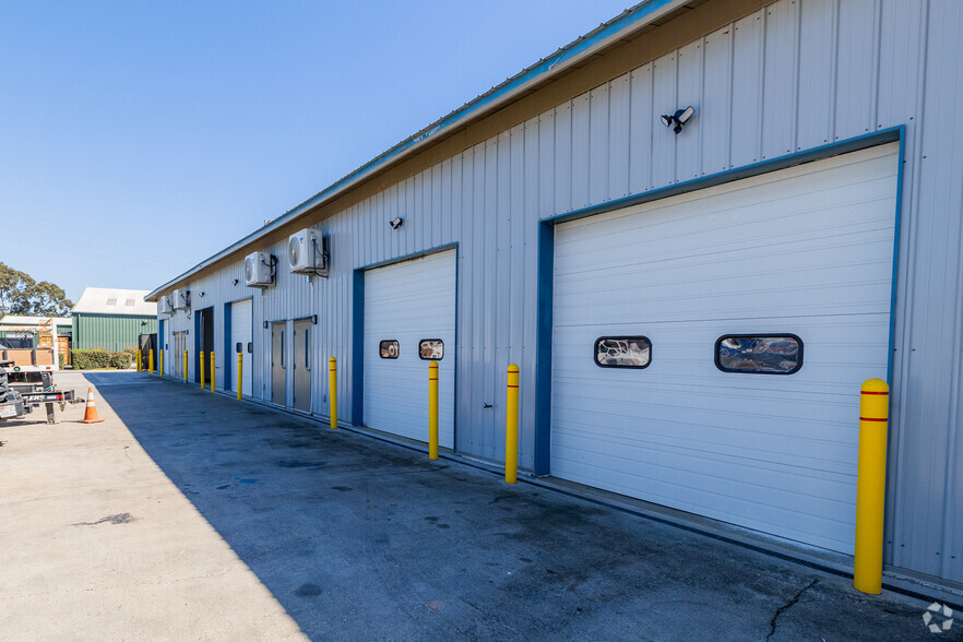 3487 Collins Ave, Richmond, CA for lease - Building Photo - Image 1 of 6