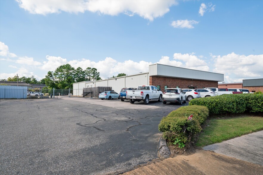 3689 Cherry Rd, Memphis, TN for sale - Building Photo - Image 1 of 1