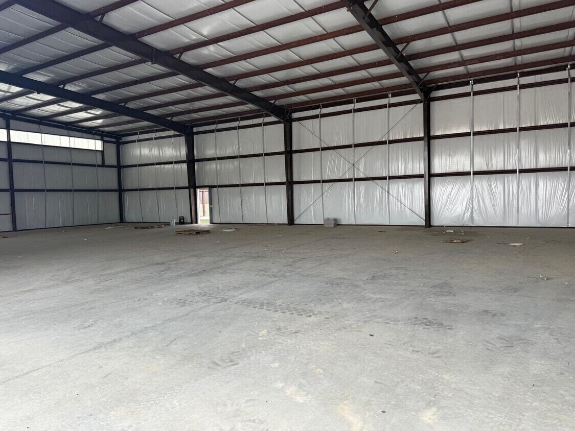 16313 North Fwy, Houston, TX for lease Interior Photo- Image 1 of 2