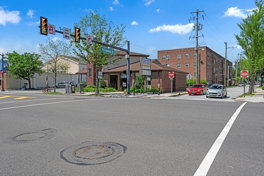 377 E High St, Pottstown, PA for sale - Building Photo - Image 3 of 29