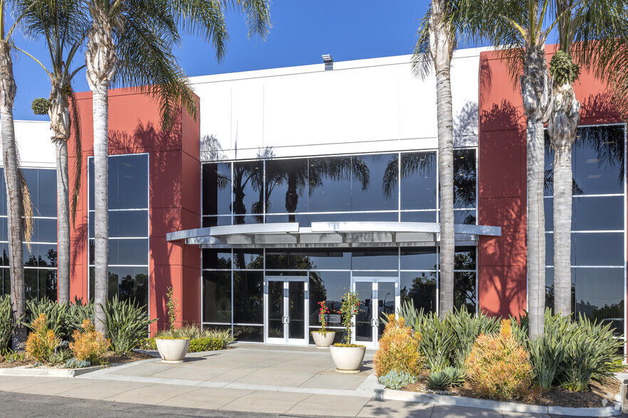 3115 Melrose Dr, Carlsbad, CA for lease - Building Photo - Image 1 of 13