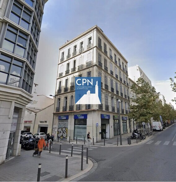 Retail in Marseille for lease - Building Photo - Image 1 of 3