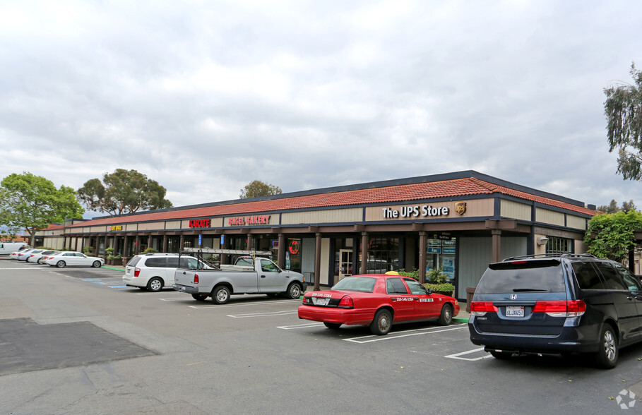 7190-7222 Regional St, Dublin, CA for lease - Building Photo - Image 3 of 6