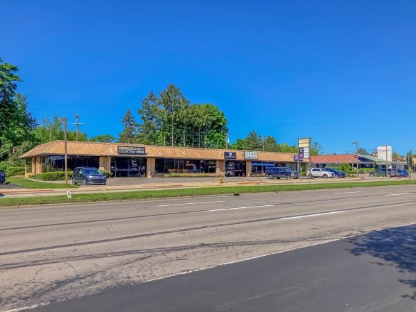 28945-28997 Woodward Ave, Berkley, MI for lease - Building Photo - Image 1 of 4