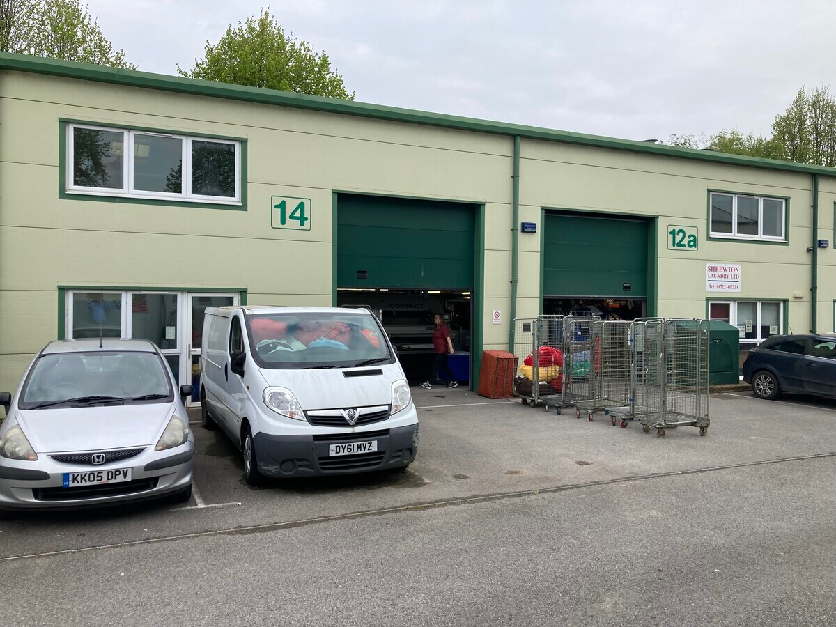 Lancaster Rd, Salisbury, SP4 6FB