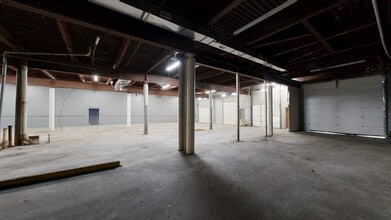 195 W Newberry Rd, Bloomfield, CT for lease Matterport 3D Scan- Image 1 of 5