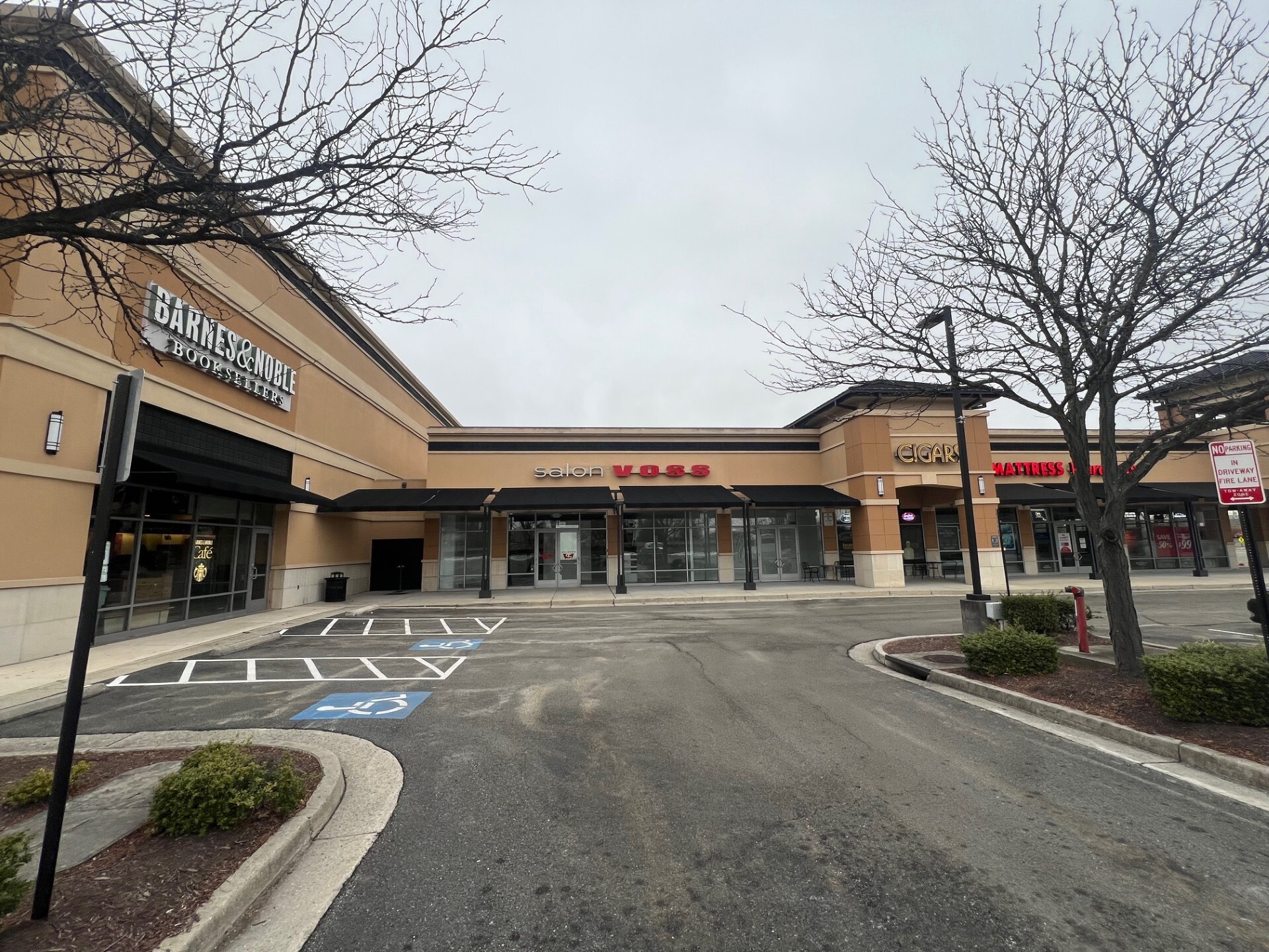 11500-11900 W Broad St, Richmond, VA for lease Interior Photo- Image 1 of 2