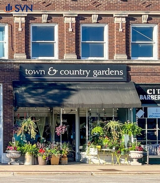 214-218 W State St, Geneva, IL for sale - Building Photo - Image 3 of 6