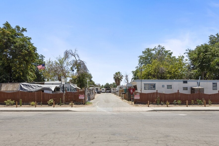 405 McCord Ave, Bakersfield, CA 93308