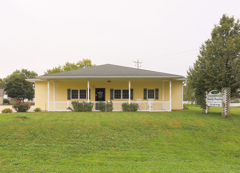 401 Highway St, Underwood, IA for sale - Building Photo - Image 1 of 1