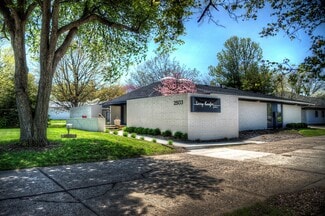 More details for 2103 N Dunlap Ave, Champaign, IL - Office for Sale