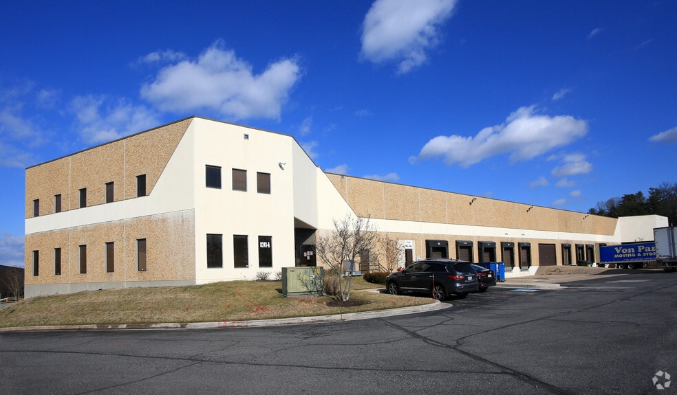 8241 Sandy Ct, Jessup, MD for lease - Primary Photo - Image 1 of 4