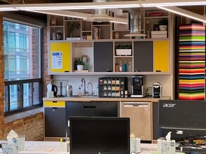 366 Adelaide St E, Toronto, ON for lease Building Photo- Image 2 of 8