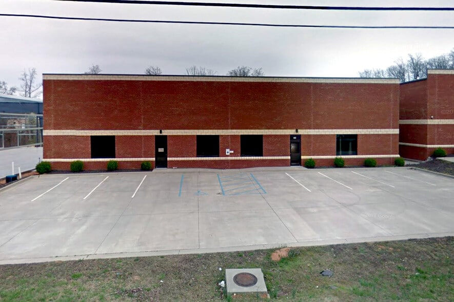 360 W Phillips Rd, Greer, SC for lease - Building Photo - Image 2 of 2