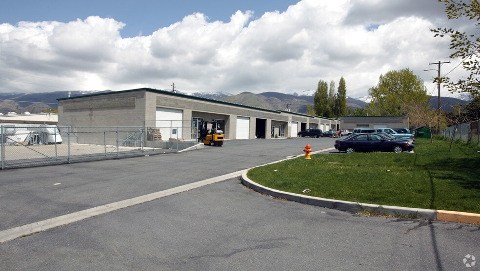 440 W 200 N, Bountiful, UT for lease - Primary Photo - Image 3 of 27