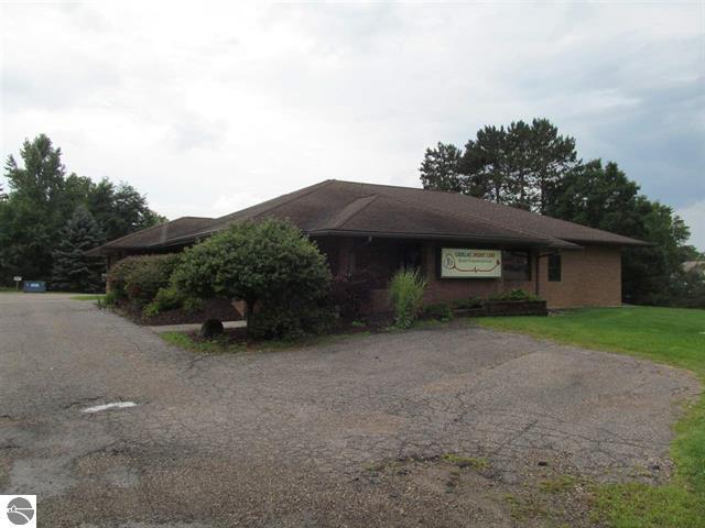 440 Cobb St, Cadillac, MI for sale - Building Photo - Image 1 of 1