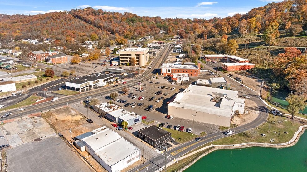 118 Howard St, Rossville, GA for sale - Building Photo - Image 3 of 32