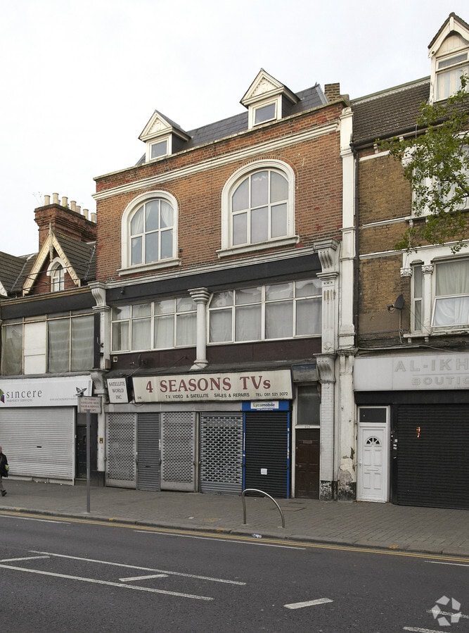 316 Hoe St, London, E17 9PX