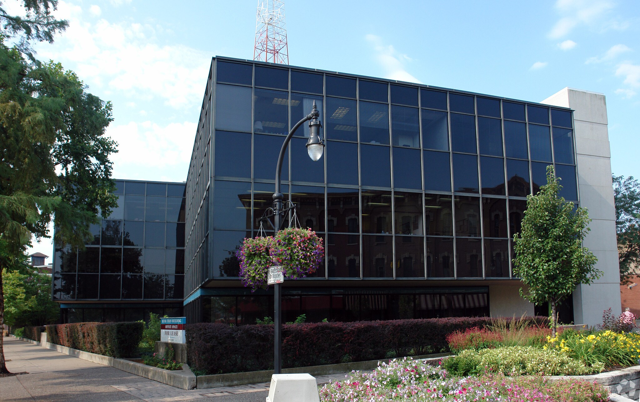 1830 2nd Ave, Rock Island, IL for sale Primary Photo- Image 1 of 1