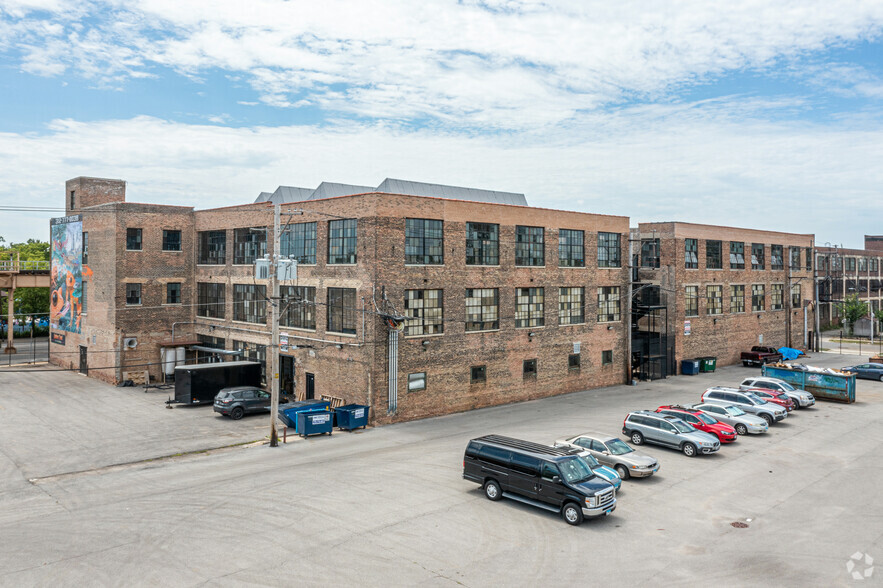 4348 W Lake St, Chicago, IL for lease - Building Photo - Image 3 of 19