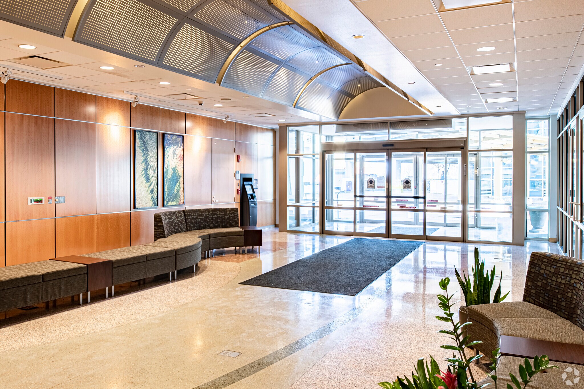 525 Junction Rd, Madison, WI 53717 Office for Lease